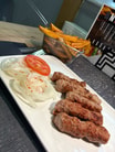 Cevapcici (5 Stk.) mit Pommes